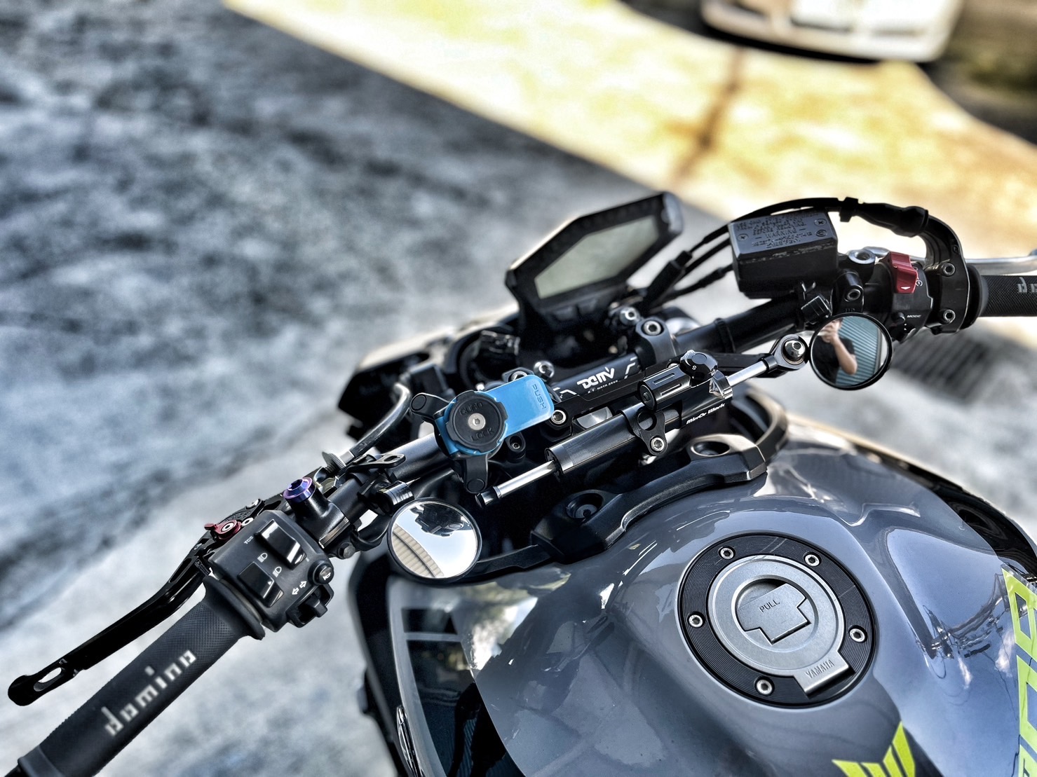 YAMAHA MT-09 - 中古/二手車出售中 Spark排氣管 K-Tech後避震 MirrorWork防甩頭 腳踏 超多改裝 小資族二手重機買賣 | 小資族二手重機買賣