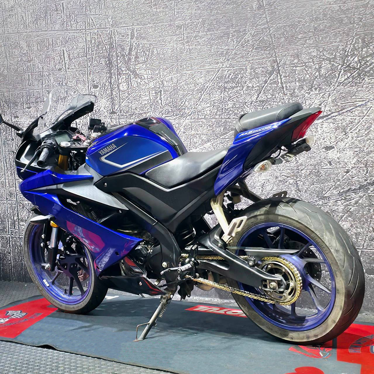 YAMAHA YZF-R15 - 中古/二手車出售中 2018年 YAMAHA  YZF-R15/0元交車/分期貸款/車換車/線上賞車/到府交車 | 翊帆國際重車