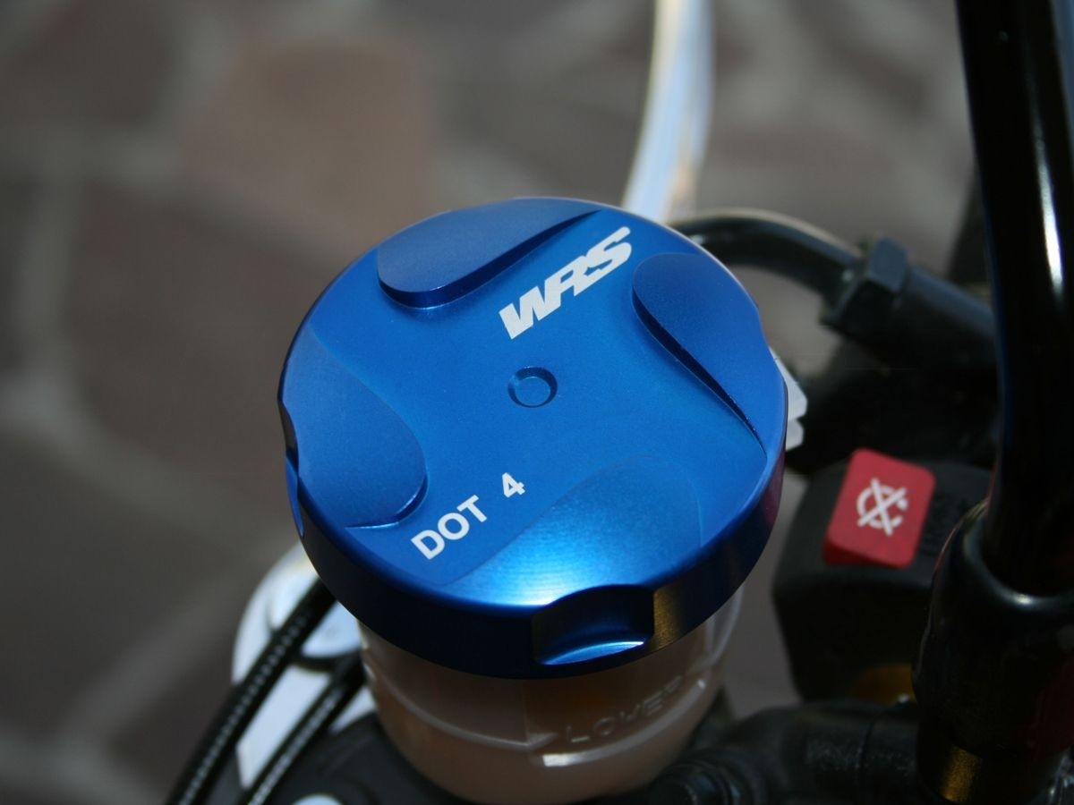 【WRS】ชุด 3 WRS CNC ฝาน้ำมันเบรคคลัช - Webike Thailand