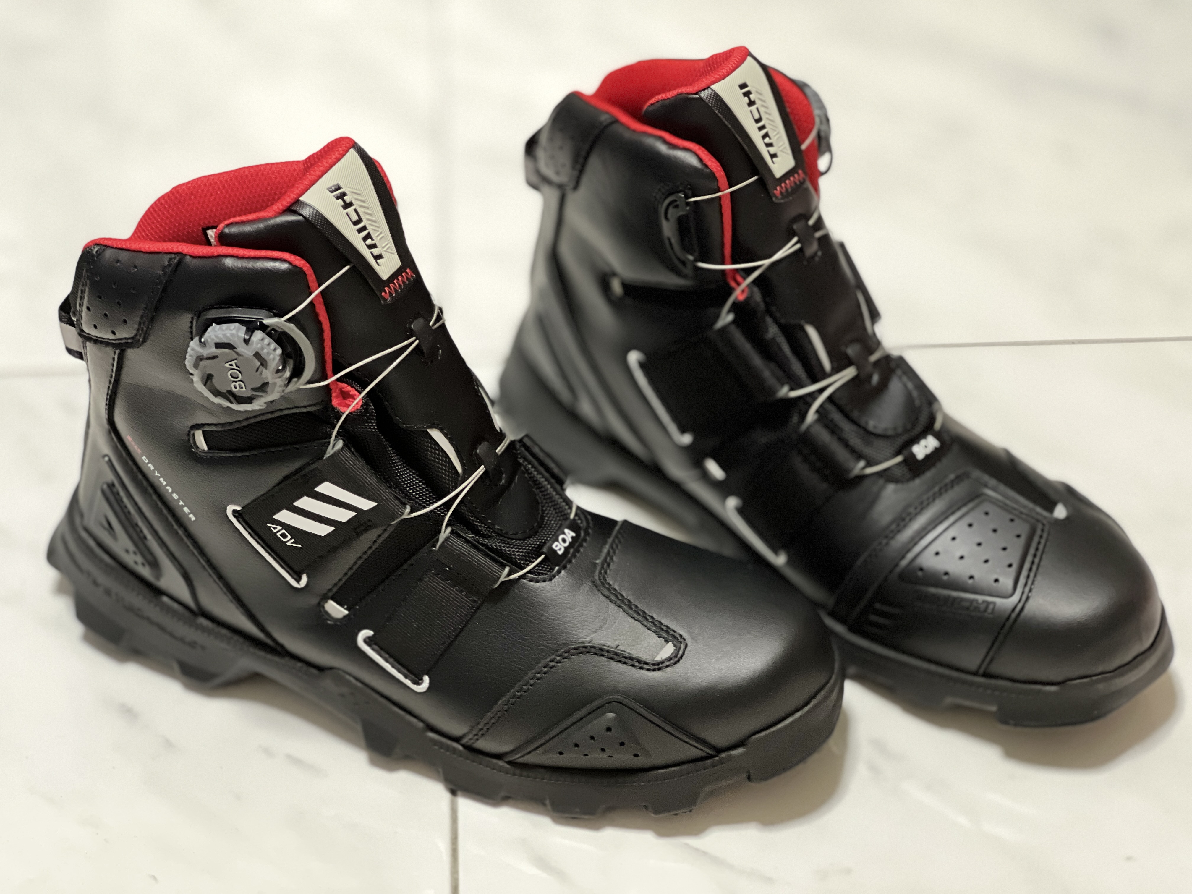 【滿額送】RSS010 防水透氣  探險車靴 (黑/白)